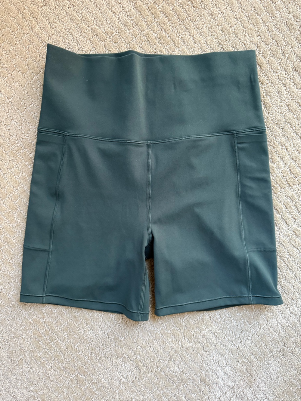 Vuori All the feels shorts, 4”
